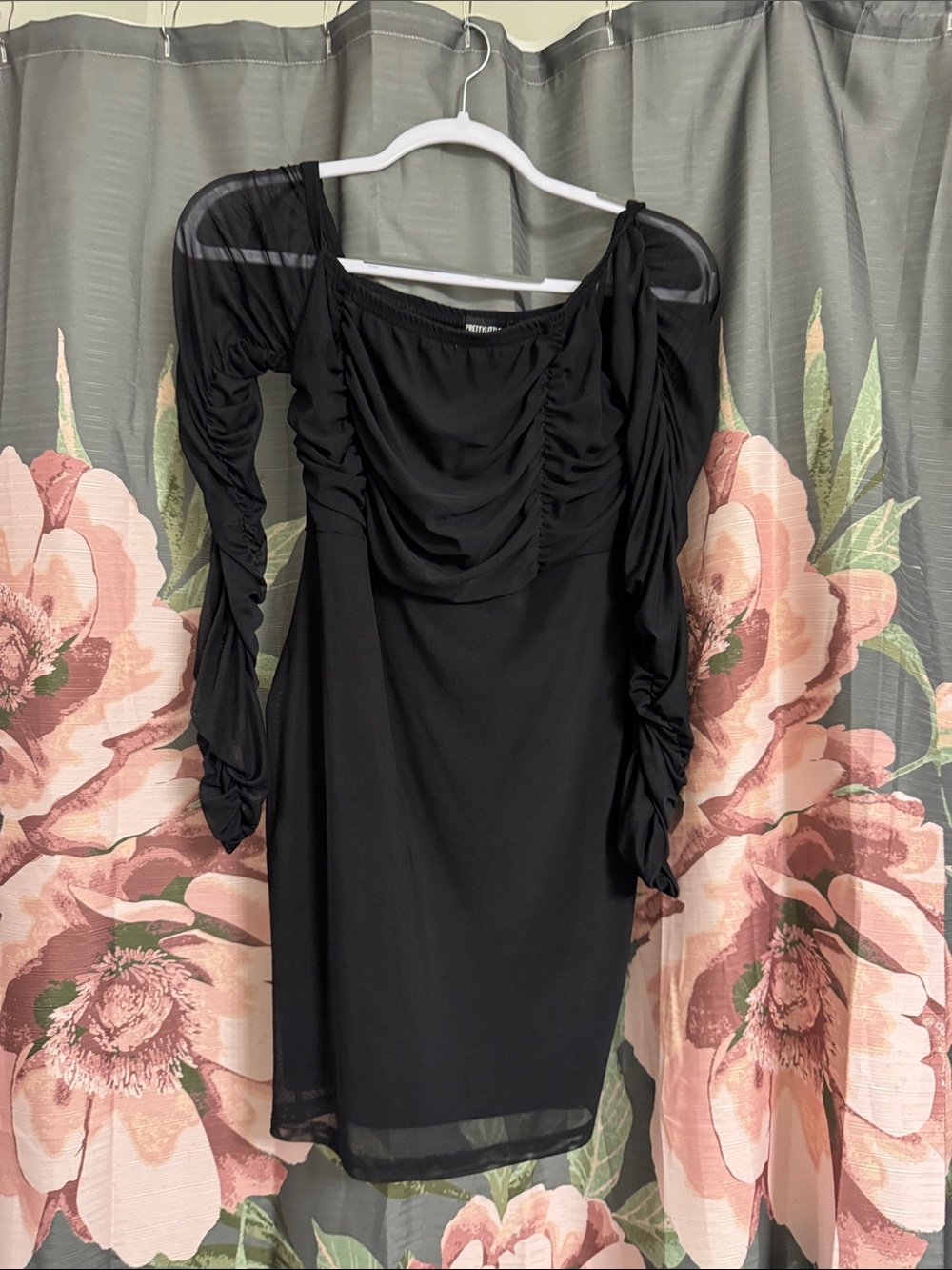 PrettyLittleThing Black Ruched Long-Sleeve Mini Dress